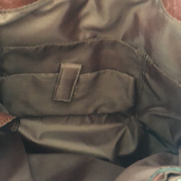 Wilson Leather | Brownish Red Leather Medium Large Tote Bag - Picture 15 of 16